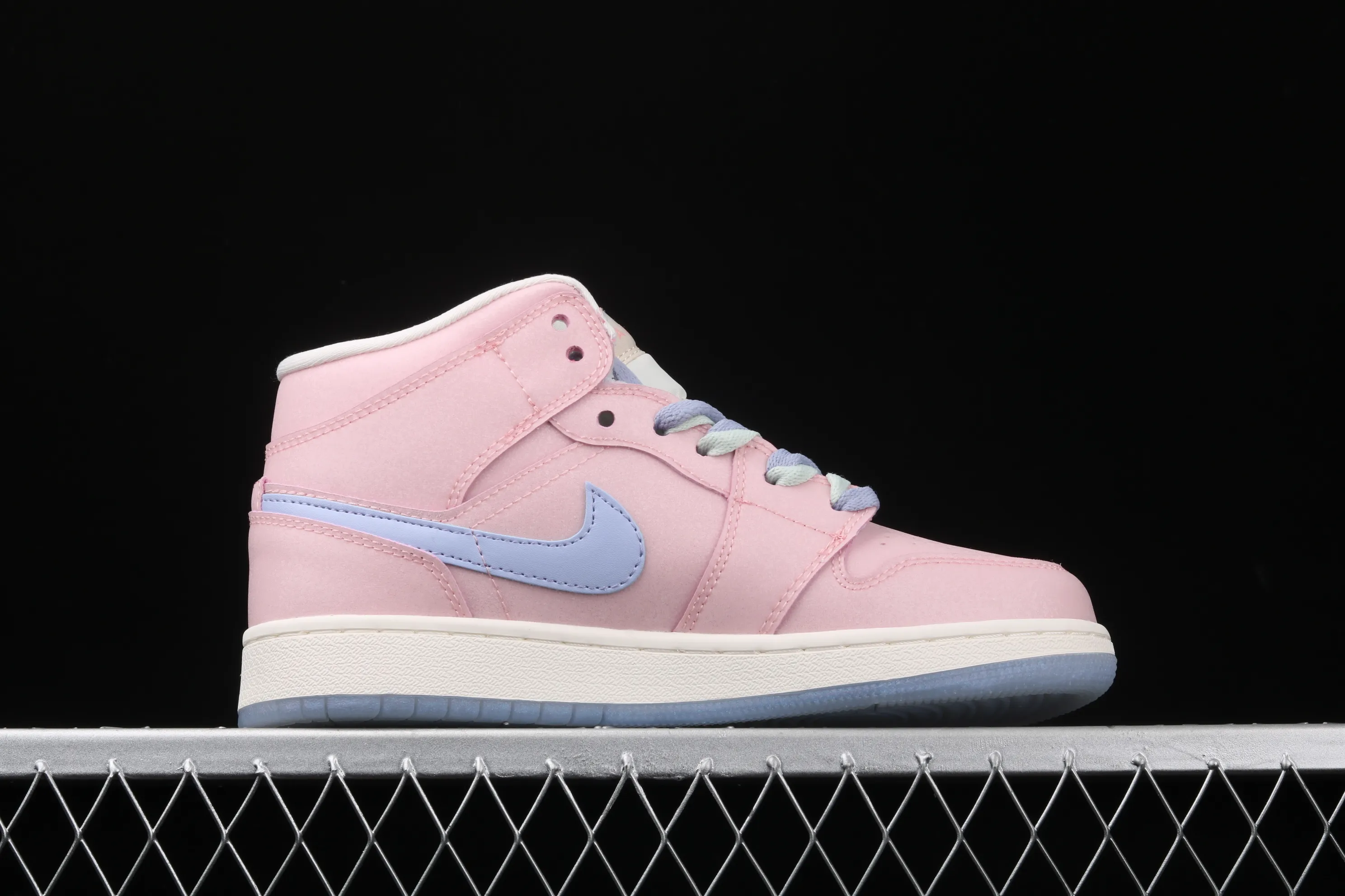 All categories Air Jordan Jordan series basketball shoes Air Jordan 1 Mid Air Jordan 1 Mid AJ1 Joe 1 mid-top goddess pink mandarin duck 555112-600
